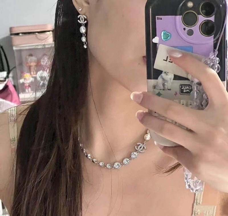 Ch**el necklaces